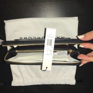 Marc Jacobs Bags - Marc Jacobs Recruit Ladies Wallet Marc Jacobs Bags - Marc Jacobs Recruit Ladies Wallet